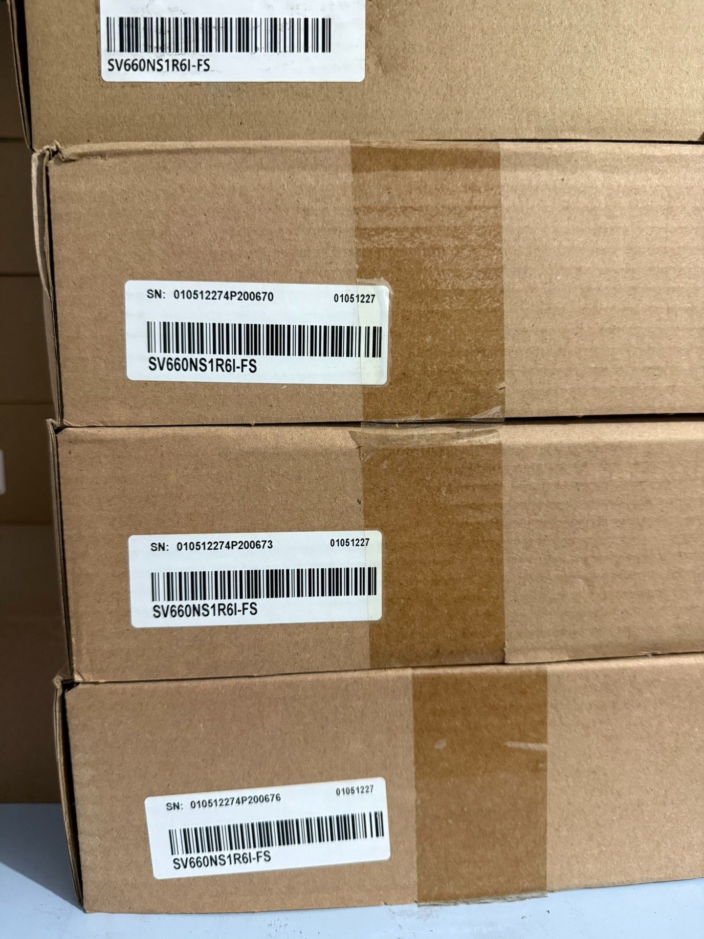 #控制器 汇川SV660NS1R6I-FS 全新正品，箱码一