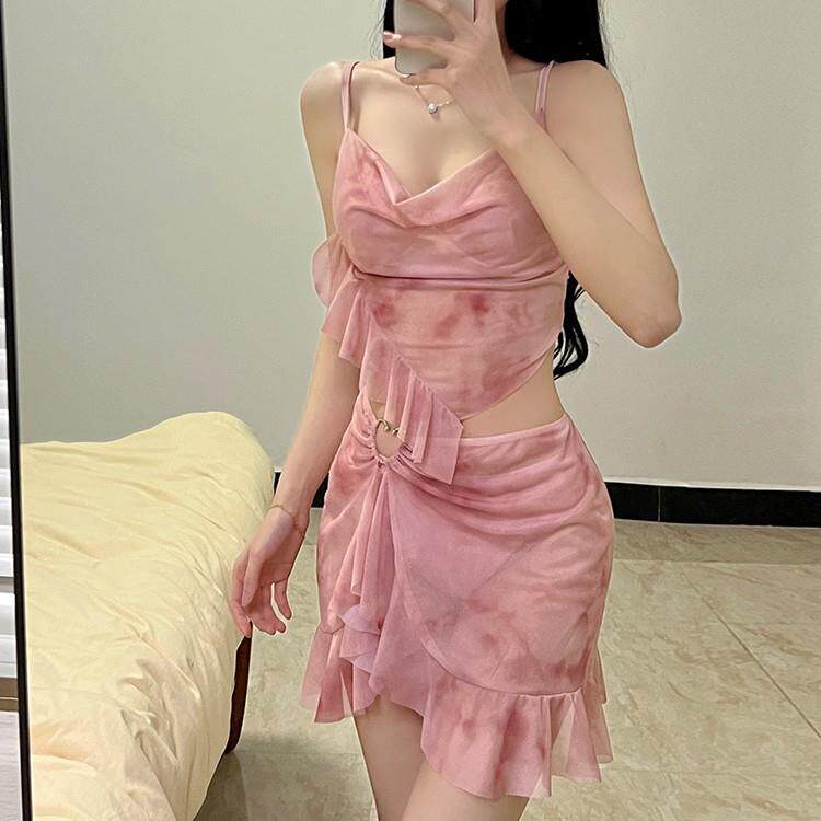 绝美比基尼泳衣女三件套高级感分体遮肉保守海边度假小众温泉泳装