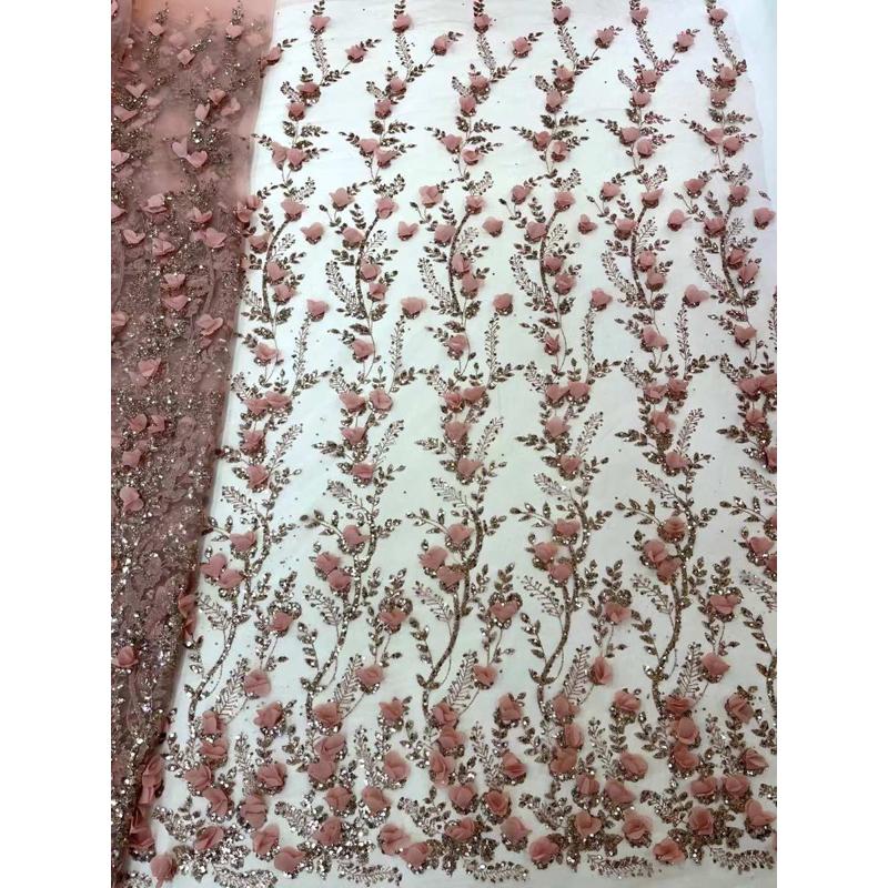 3D立体蕾丝花面料网纱钉花绣花面料立体钉花面料小清新时装面料