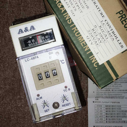 LC-48F温控器 LC-48FA LC-96D MF-48C LC-72D A&A拨码数显温控器