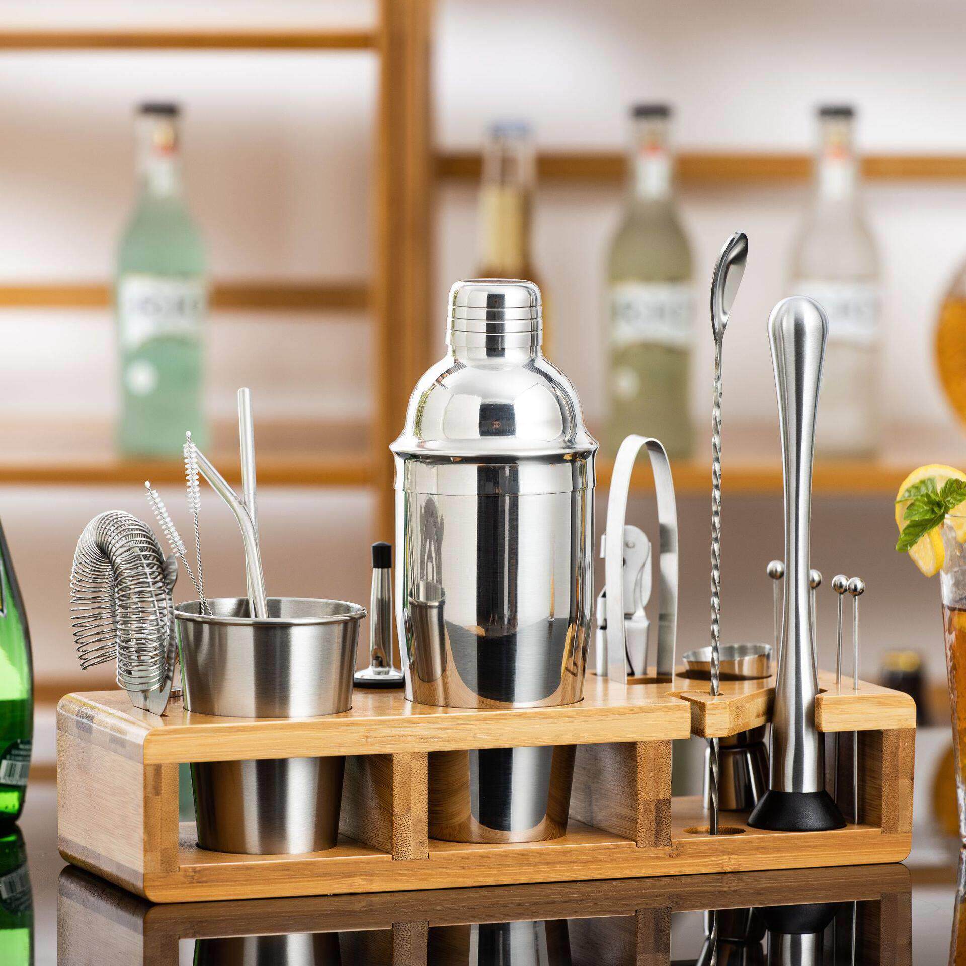 不锈钢调酒器套装手摇杯入门级鸡尾酒调酒工具专业雪克杯酒吧器具