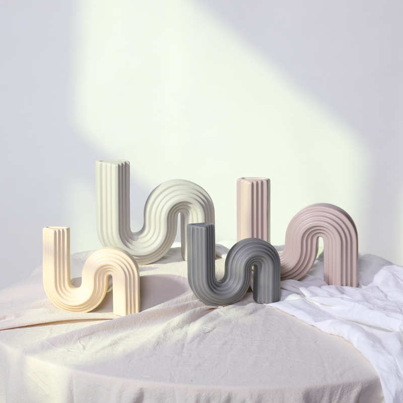 北欧ins韩风几何艺术抽象陶瓷花瓶S型插花器桌面客厅玄关软装摆件