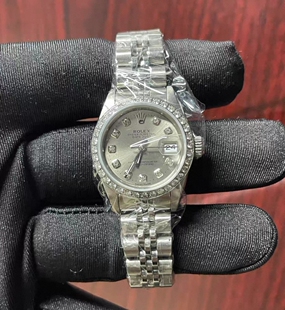 先鉴后发98新26mm劳力士日志型69174自动机械女手表正品后镶钻