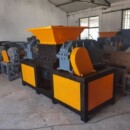 橡胶轮胎塑料薄膜双轴撕碎机铁桶金属撕碎机矿泉水瓶易拉罐撕碎机