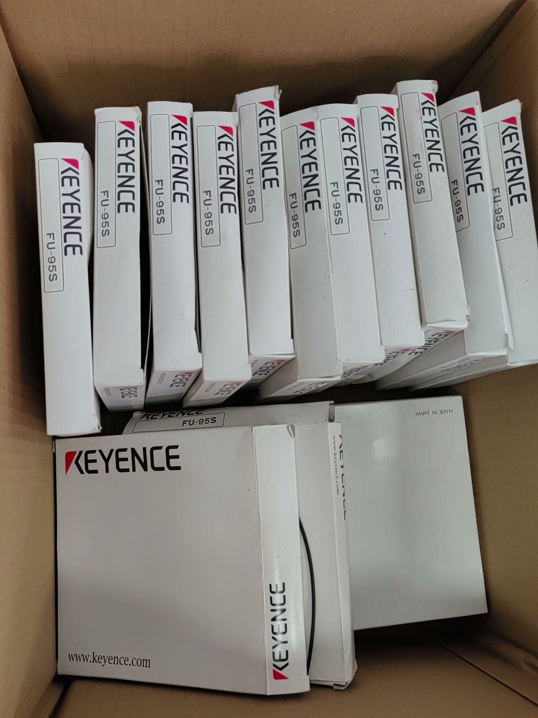 基恩士光纤传感器FU-95S，未使用