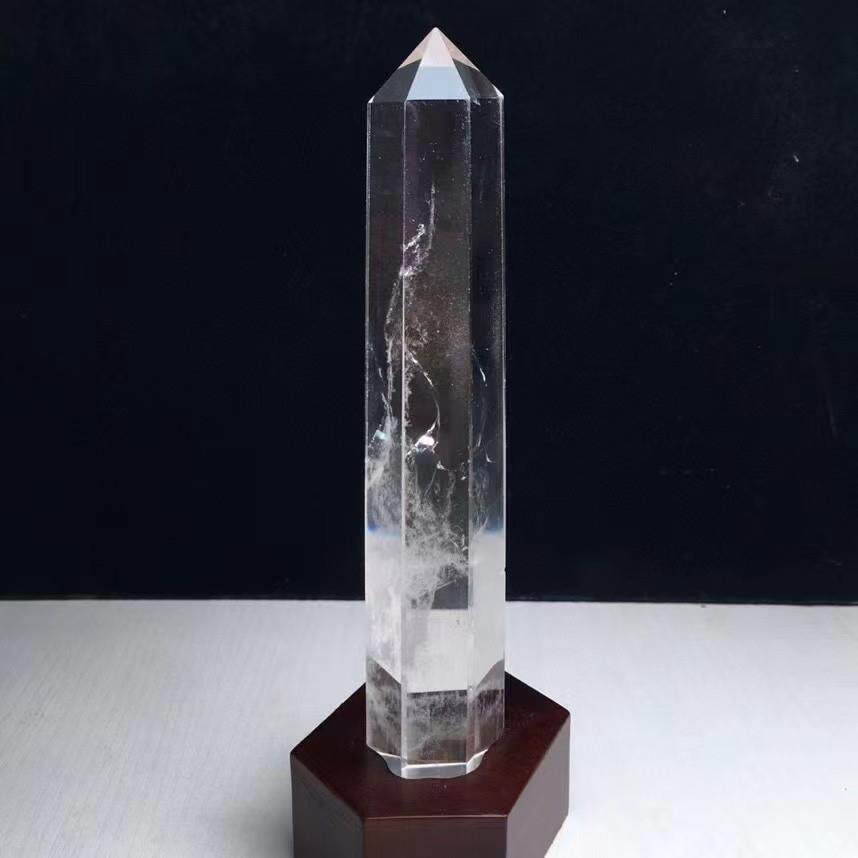 厂家供货白水晶单尖柱水晶原石水晶柱水晶摆件风水摆件厂家直销