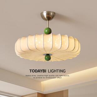 卧室吊灯中古法式 圆形花纹布艺书房主卧吸顶灯具 覆古房间灯新中式