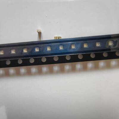 1010幻彩RGB贴片灯珠0404全彩可编程内置ICLED灯珠