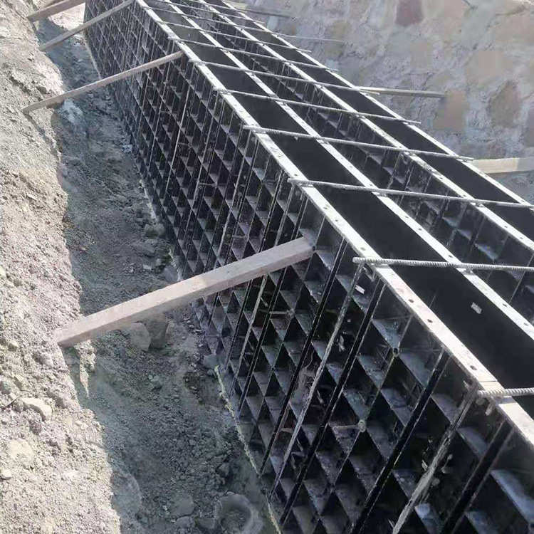 厂家直销现浇水沟模板建筑钢模施工模板挡墙模板涵洞模板地基模板