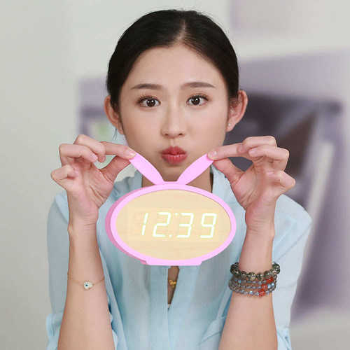 创意LED木头钟声控静音闹钟万年历温度时钟乖乖兔硅胶电子木钟表