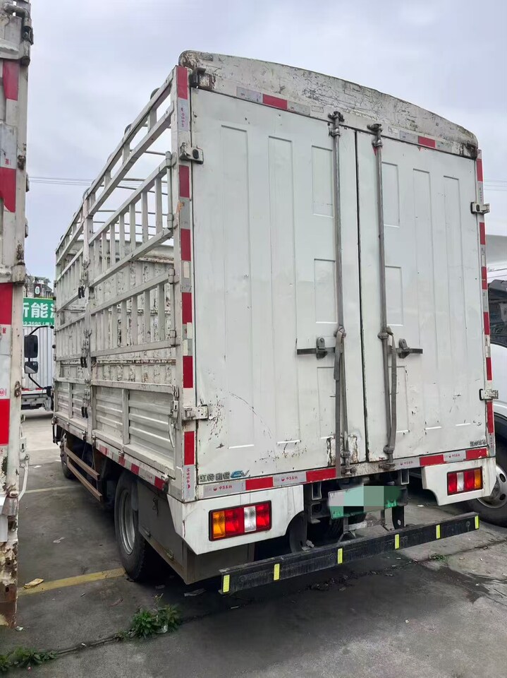 4月6日成都市22年12月上牌江铃顺达仓栏式货车4.2米纯电宁德时代89kwh网络拍卖公告