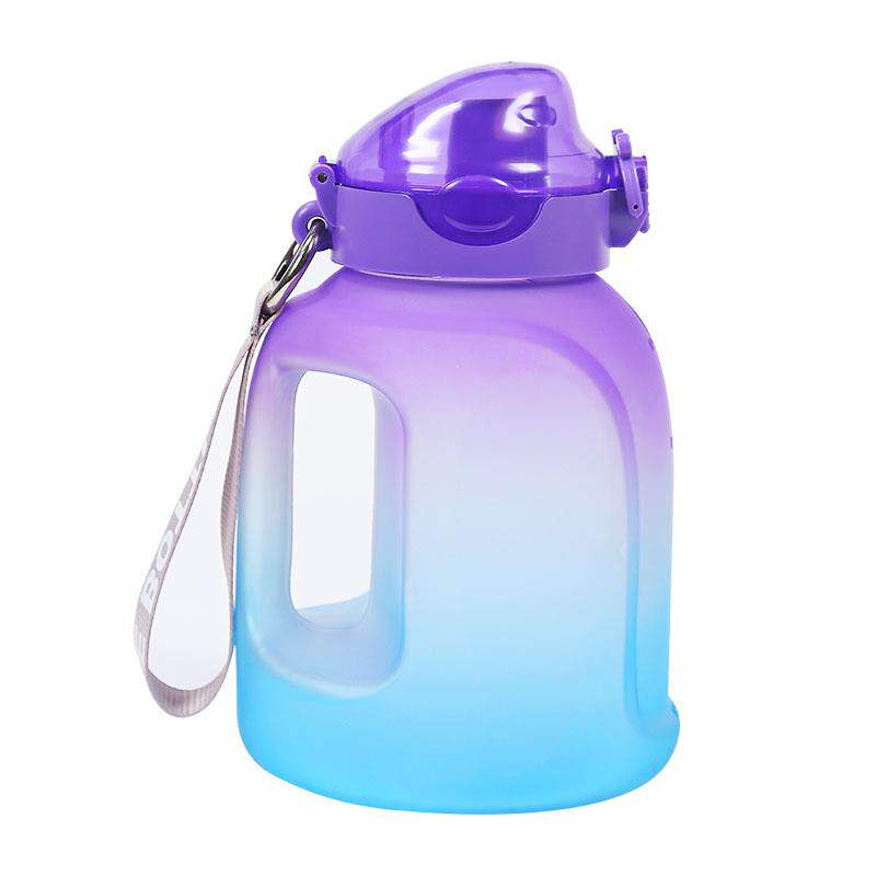pctg全新塑料大壶运动饮水墩墩桶1.5L手抓喝水桶翻盖水桶冷水瓶壶
