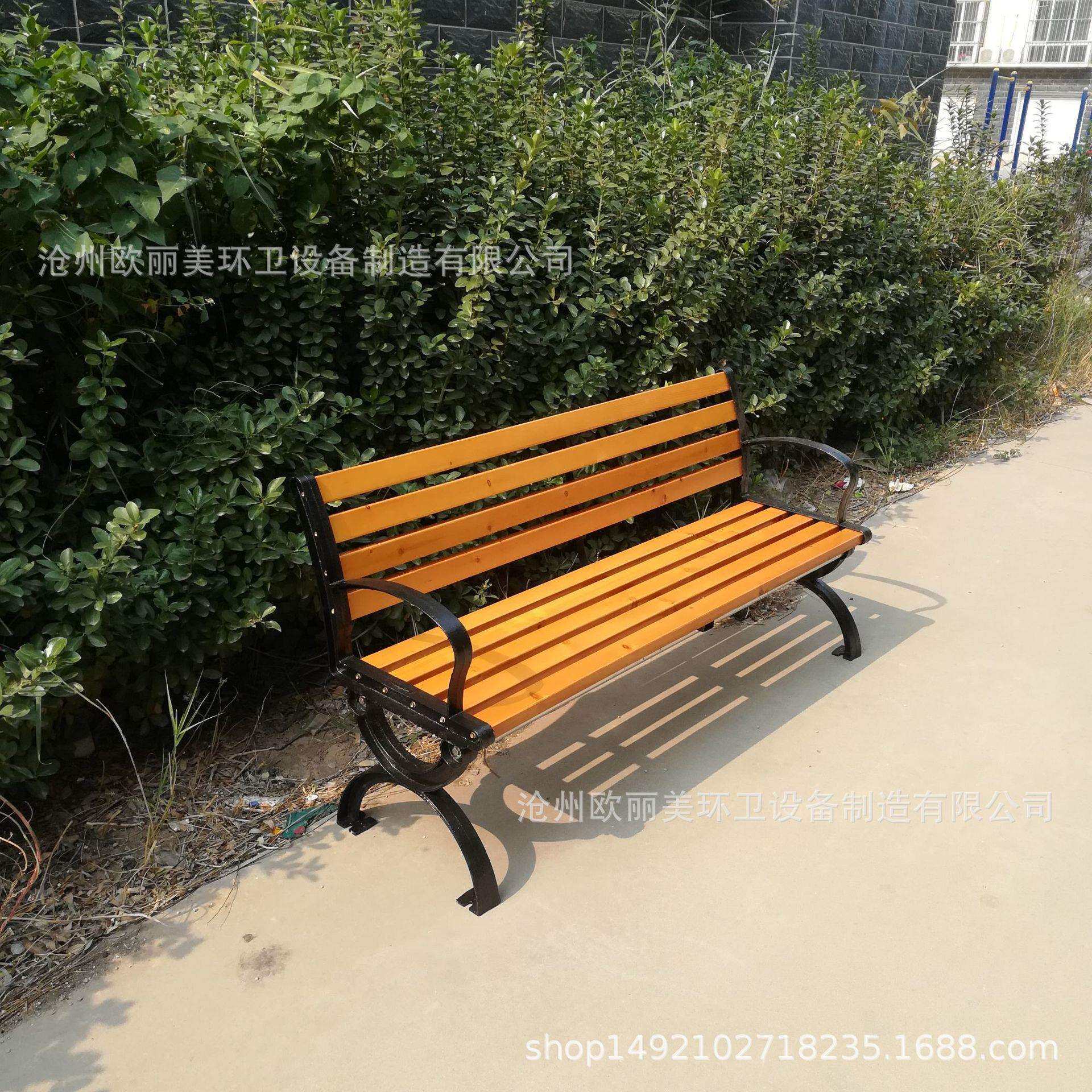 厂家公园椅塑木防腐木八字靠背椅户外休闲椅铸铁长条椅公园座椅