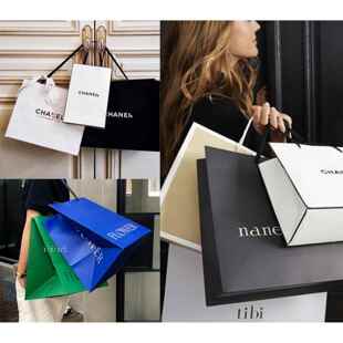 ins网红街拍照道具高级英文字母手提纸袋子模特手拿购物女装摆拍