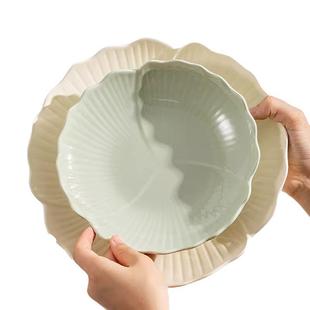 家用高级感碗盘组合乔迁礼品批发 轻奢风荷叶边陶瓷奶油色餐具套装