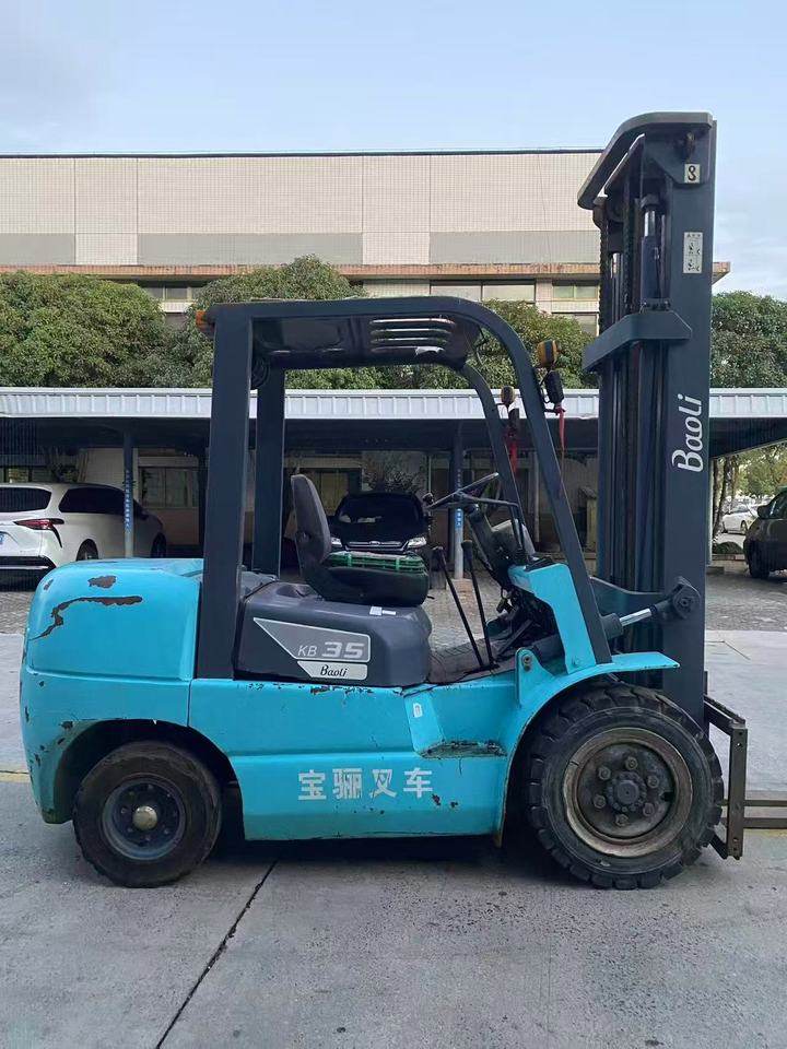 1月7日苏州委托-资产处置宝丽叉车一台,3.5吨,起升4米门架,功能完好网络拍卖公告