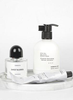 样板间卫生间浴室摆件白色大理石托盘香水护手霜创意搭配组合北欧