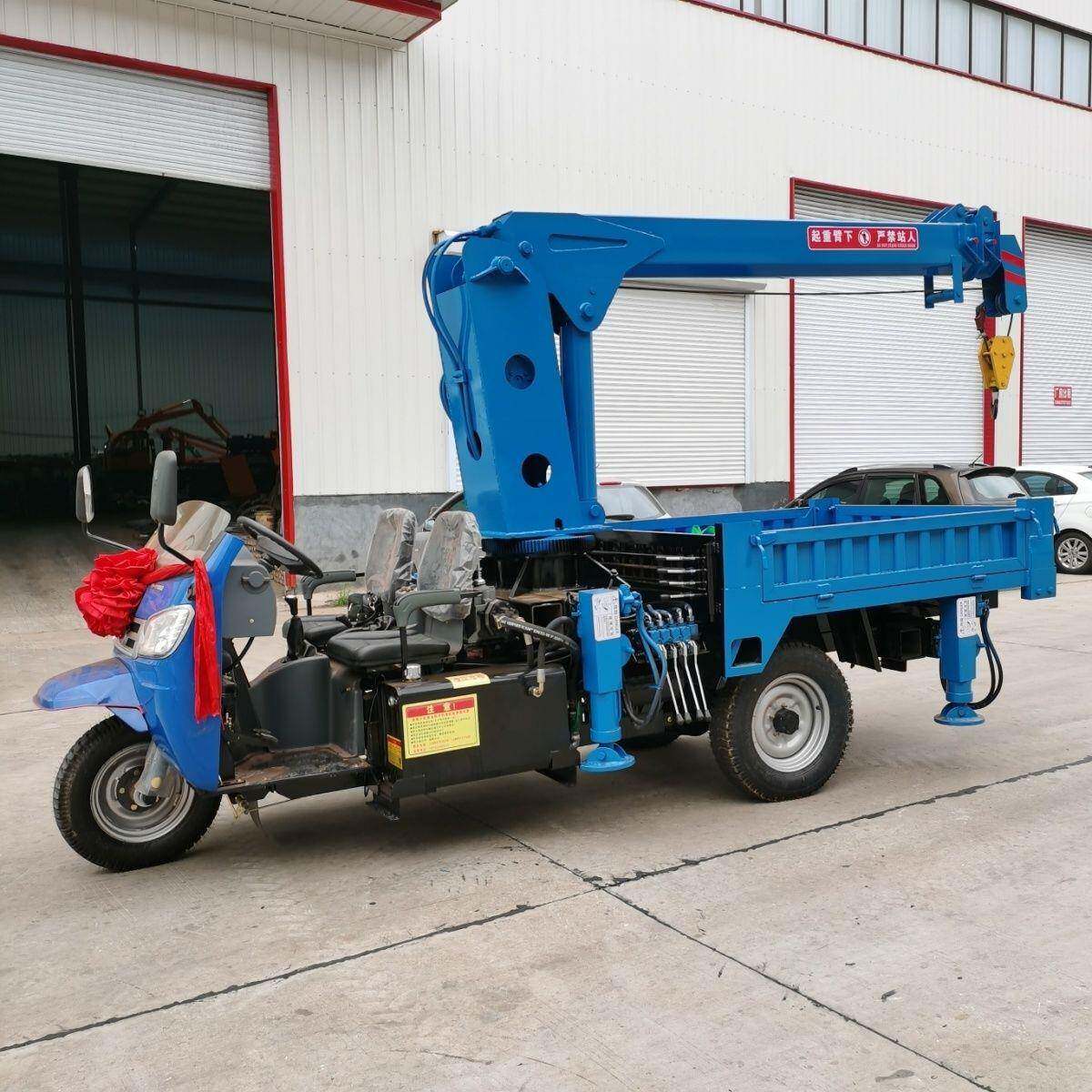 三轮随车吊小型农用三马子车载随车吊园林工程三轮车搬运起重吊机
