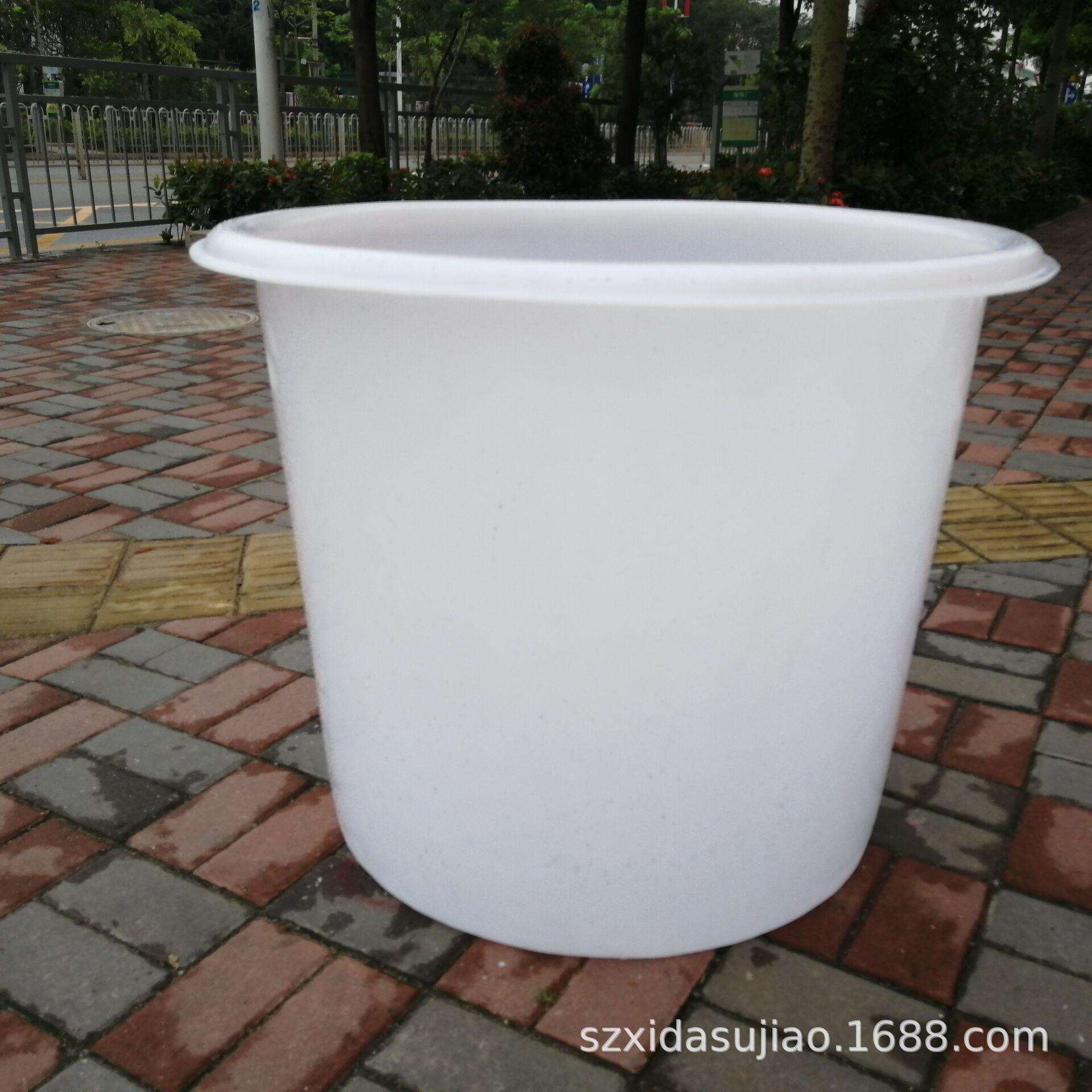 厂家 4000 L 滚塑塑胶储罐 圆形塑料桶 4吨塑料水箱