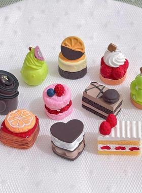 dollhouse娃娃屋摆放装饰桌面食玩草莓蛋糕模型diy奶油胶树脂配件