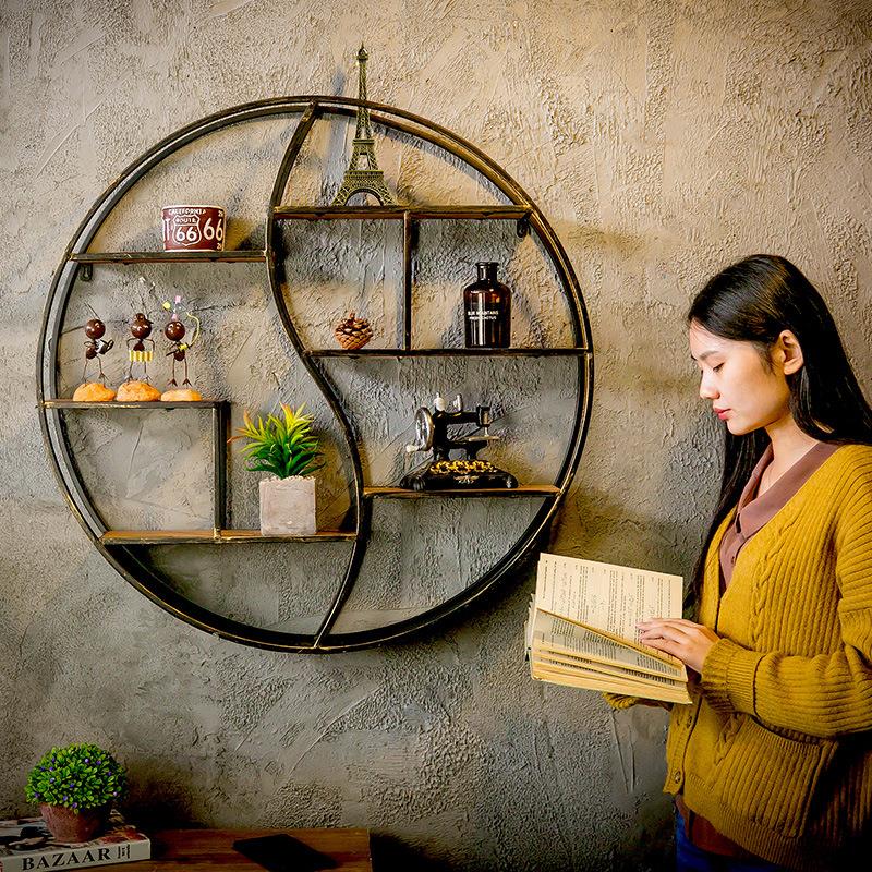 工业风墙上置物架家居多层实木书架圆形八卦壁挂复古铁艺墙壁装饰