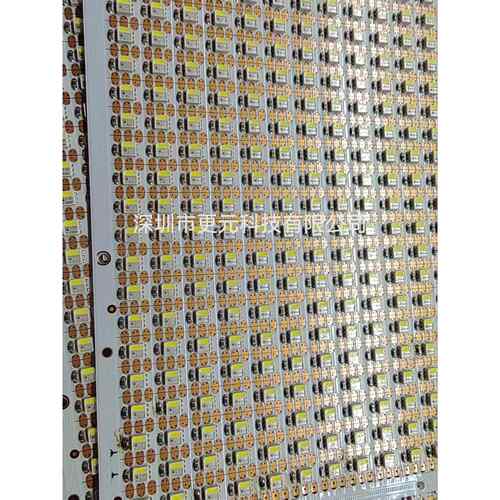 8mm SK6812 3535 144灯3535灯珠RGBW6000K白板裸板5V幻彩流水灯带