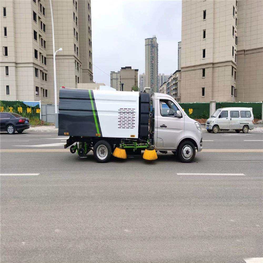 【蓝牌道路清扫车】长安小型燃油双发动机大功率扫路车厂家优惠