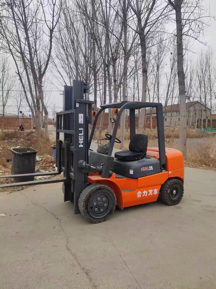 3月7日天津合力3.5吨叉车升高3米网络拍卖公告