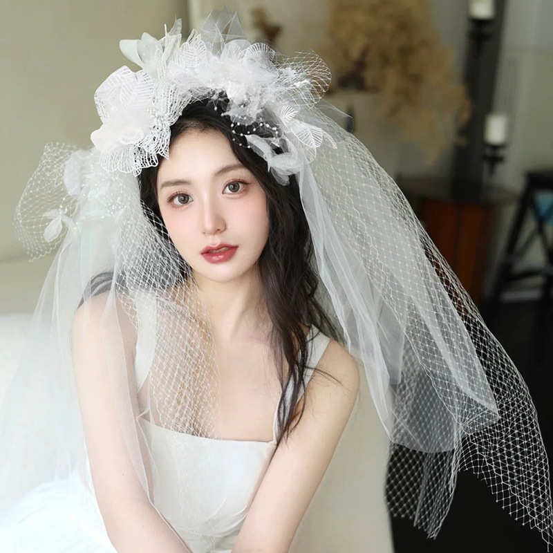 新款新娘婚纱礼服头饰花朵网纱水晶头纱发饰影楼拍照摄影道具配饰