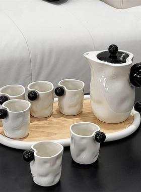 创意心扭扭陶瓷水具套球装ENW盘带托家用餐高颜值奶油厅风冷水壶