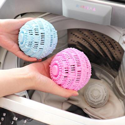 Large laundry ball for stain removal and preventing tangling