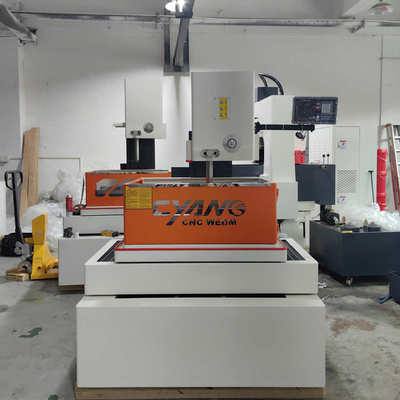 中走丝线切割机厂商供Autocut线切割机DK7732中走丝线切割