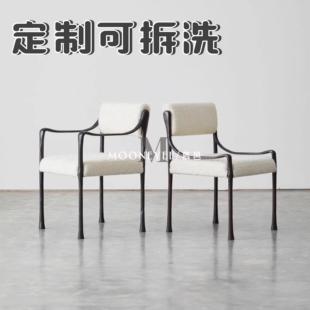 中古实木餐椅现代简约羊羔绒样板间饭厅会所高背椅家用扶手梳妆椅