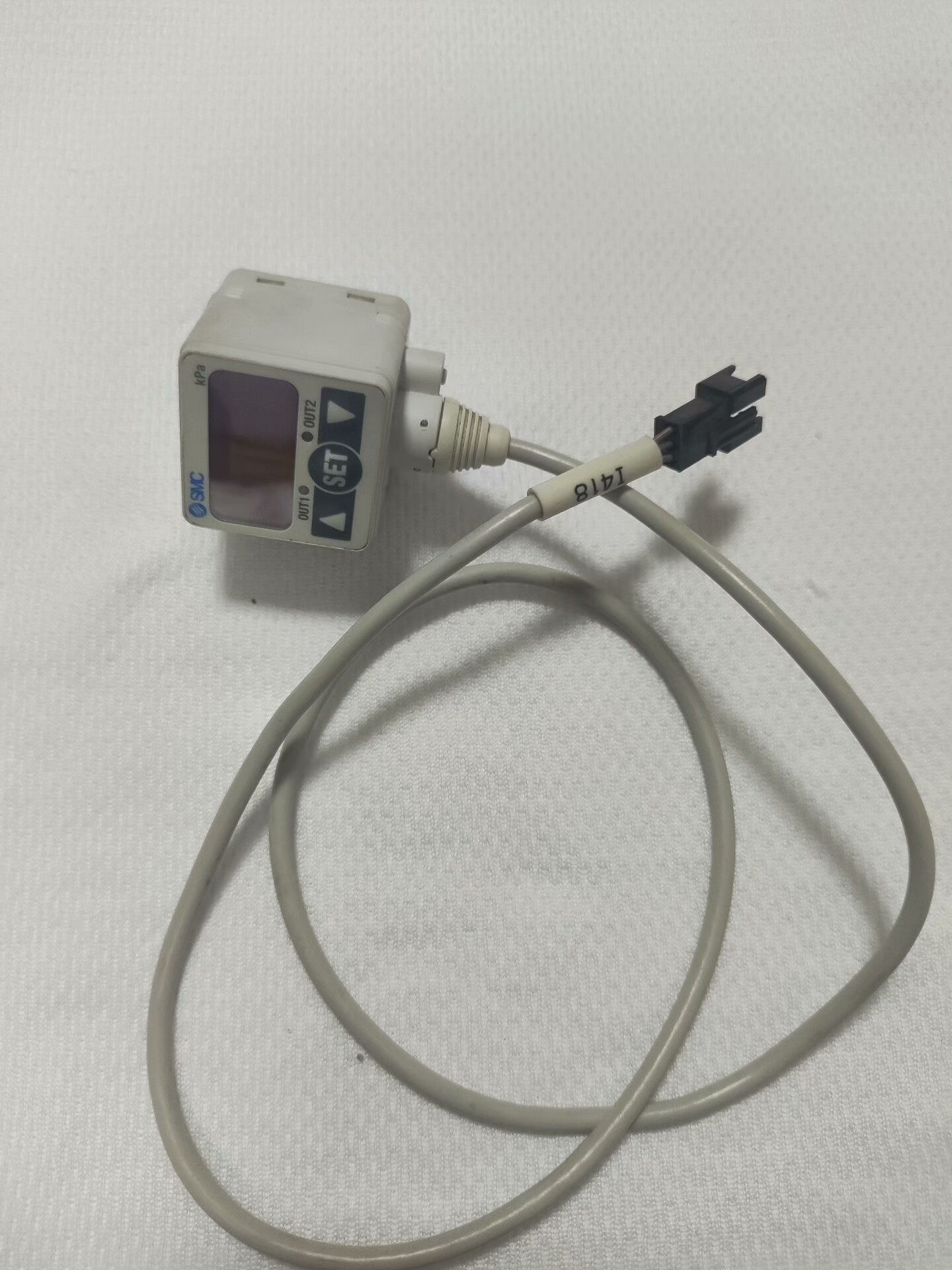 SMC原装ZSE40-01-30数显压力开关