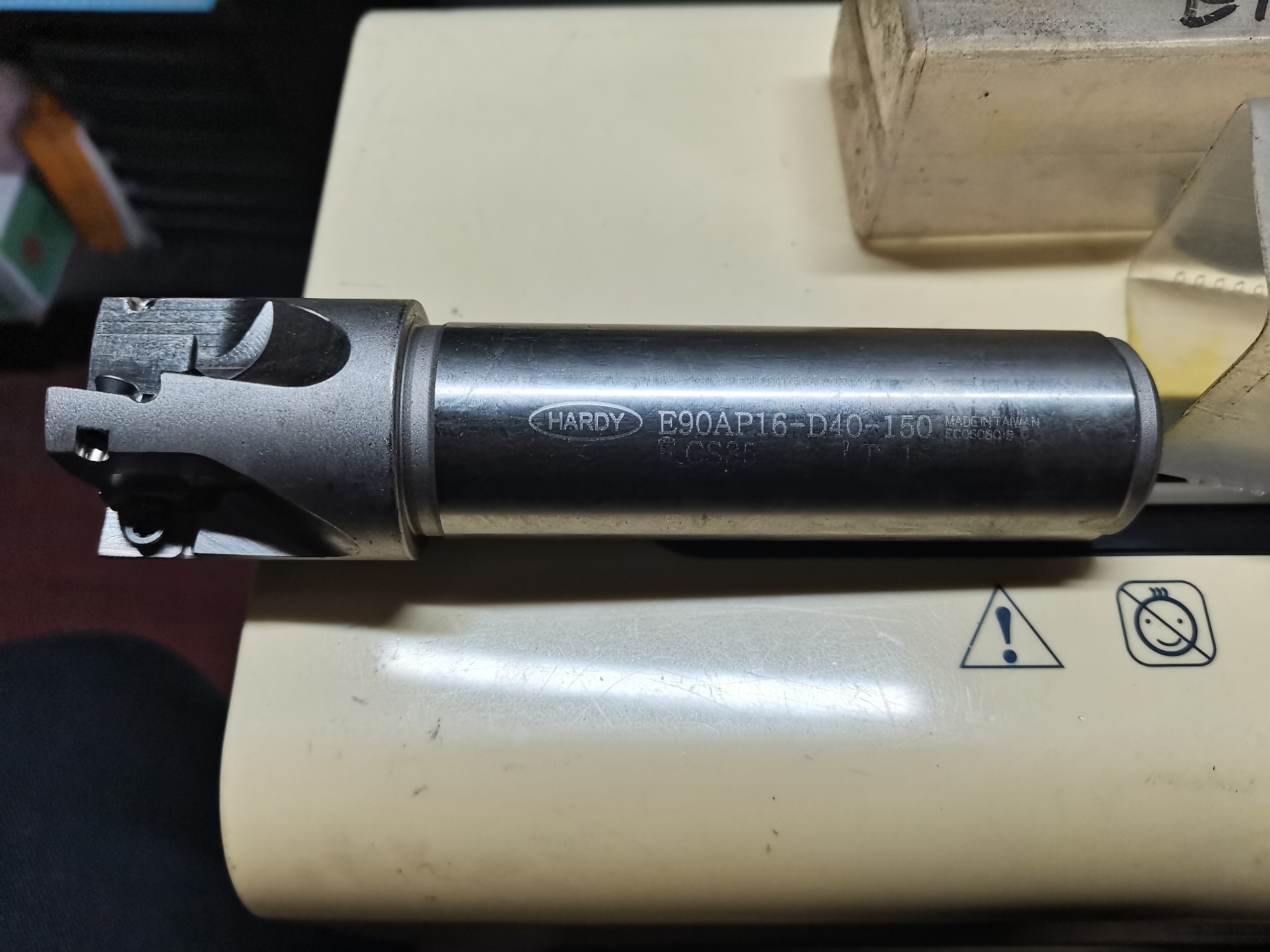 台湾库存铣刀杆E90AP16-D40-150