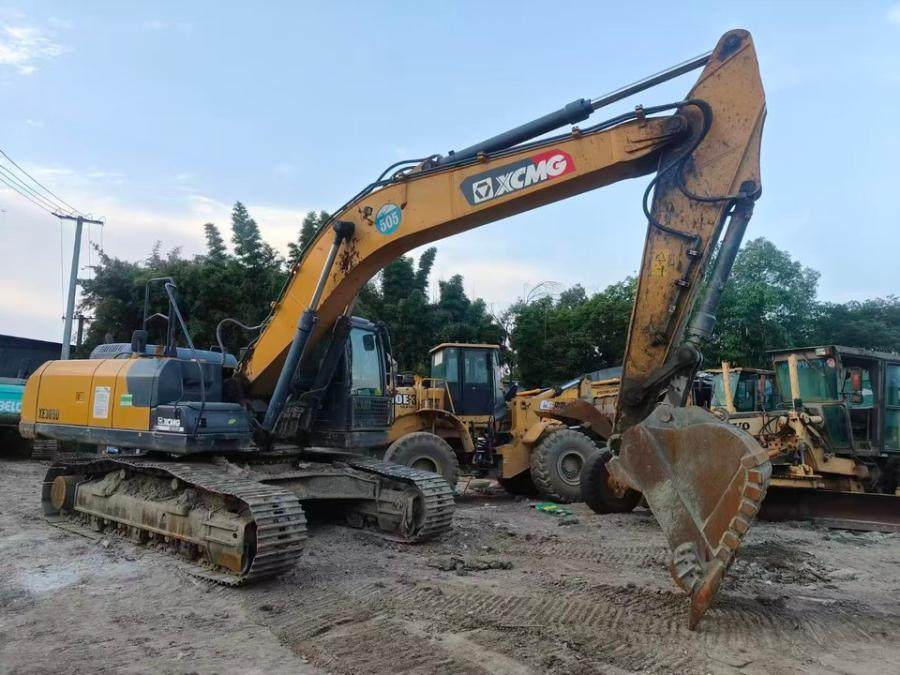 12月28日乐山租赁:2021年徐工XE305D型挖掘机一台，环保和尾气已过（出价即进入倒计时）网络拍卖公告