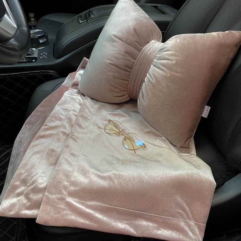 高档车载可抱枕被子用汽车空调毯一四季头枕对车内三合两一靠枕拆