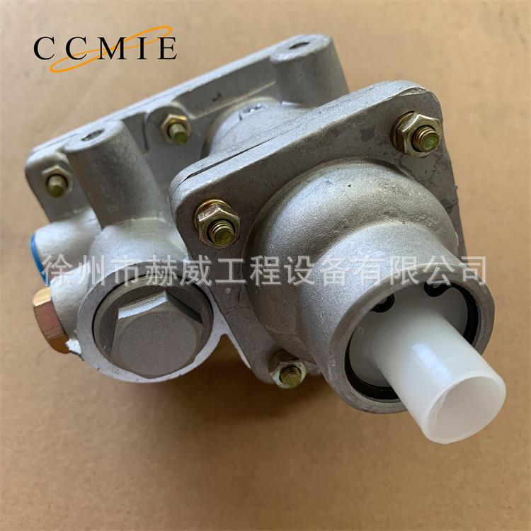 供应徐工 XDE130 双桥刚性矿车整车配件 发动机件外观件液压件