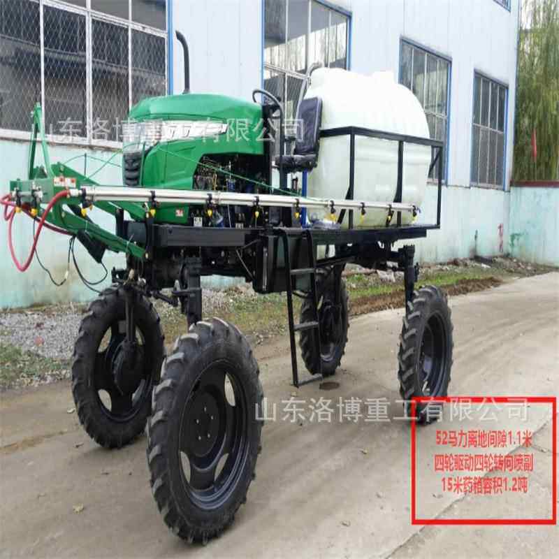 四轮高架打药机高地隙玉米撒药机50马力四驱轮距可调打药车