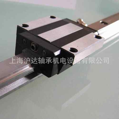 现货THK导轨滑块SHS15CSSR20XWSRS12WM轻重工业直线轴承HSR25A