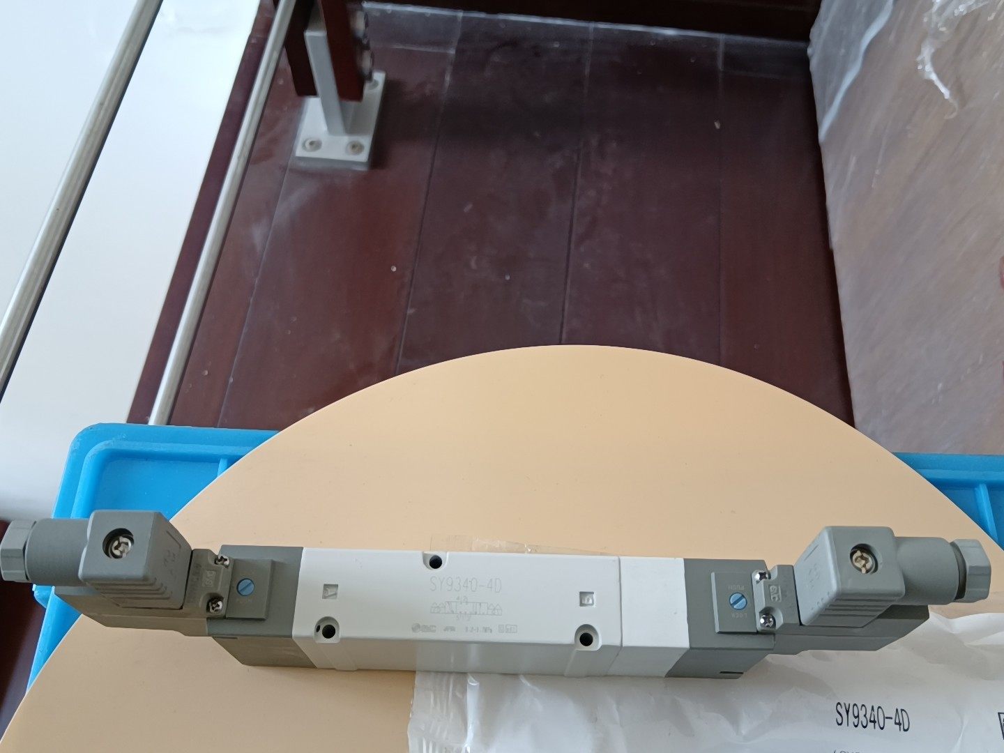 日本SMC电磁阀SY9340-4D全新正品现货一个，单价44