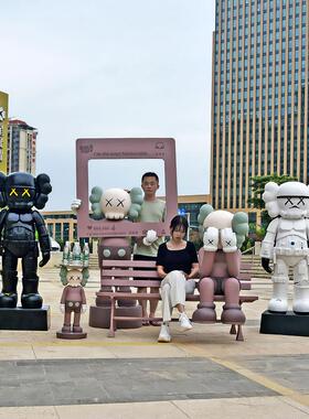 芝麻街雕塑公仔奶茶店门口商场美陈网红打卡拍照落地装饰大型摆件