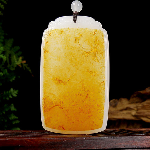 【平安无事牌】新疆和田玉红皮白肉精品素面挂件65.60g