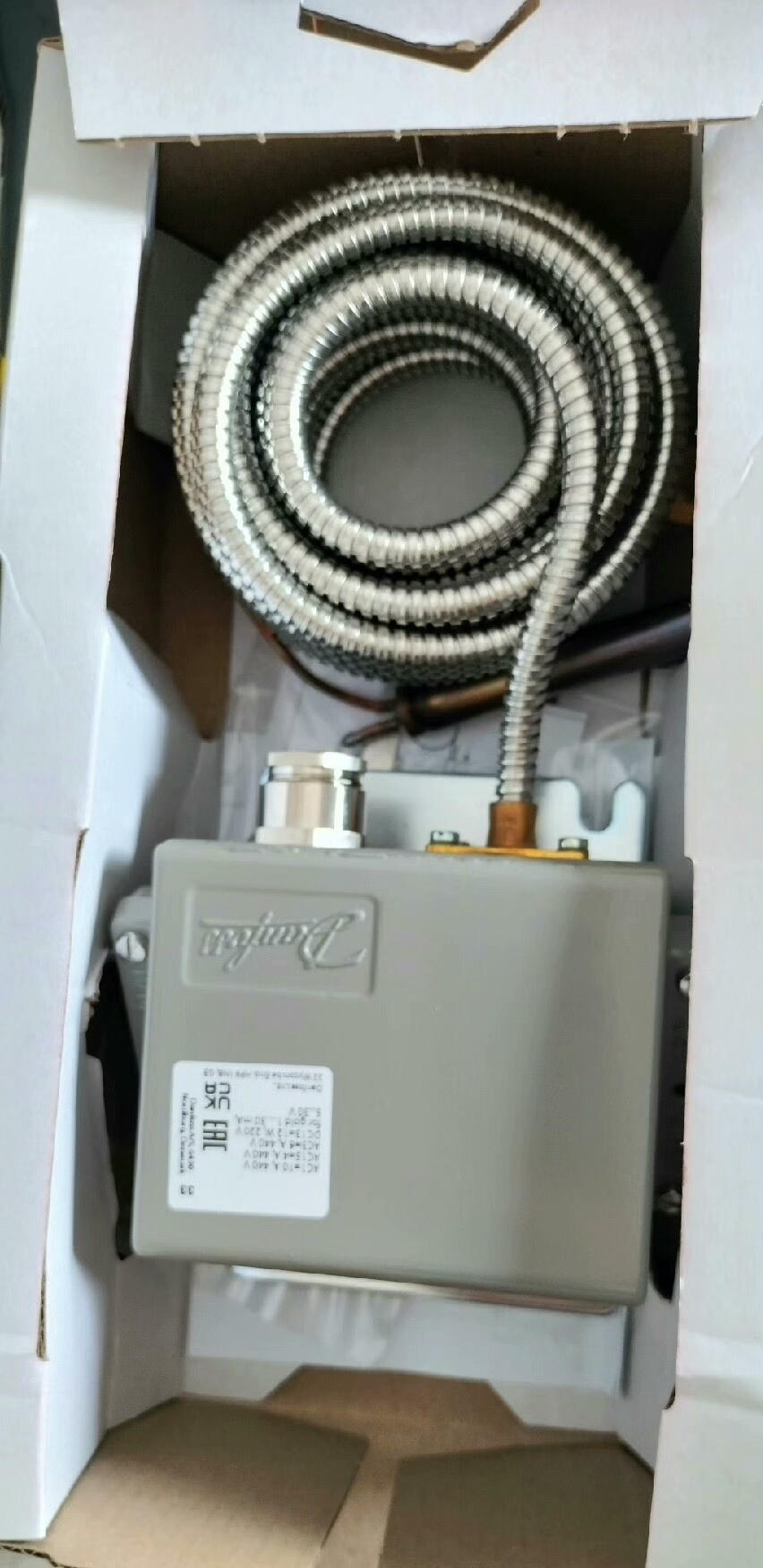 丹佛斯温度传感器KPS81 060L313466  +60/