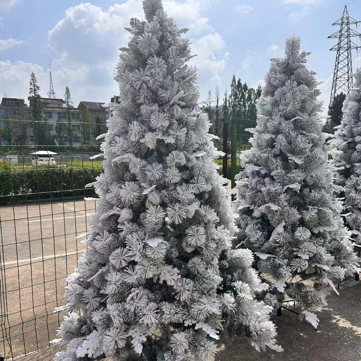 亨凯工艺植绒圣诞树大号pe商超装饰家居摆件大型圣诞树