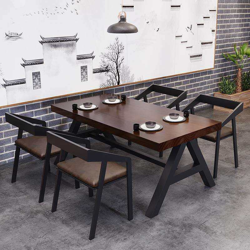 北欧实木工业风餐厅铁艺饭桌创意烧烤吧简约复古休闲餐桌椅组合