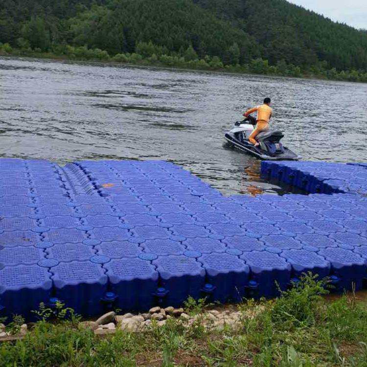 台州游艇浮筒码头、水上漂浮行人浮桥摩托游艇浮筒码头价格