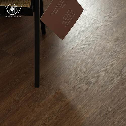 覆古侘寂SPC石塑锁扣地板黑胡桃木纹家用PVC石晶卡扣地板防水耐磨