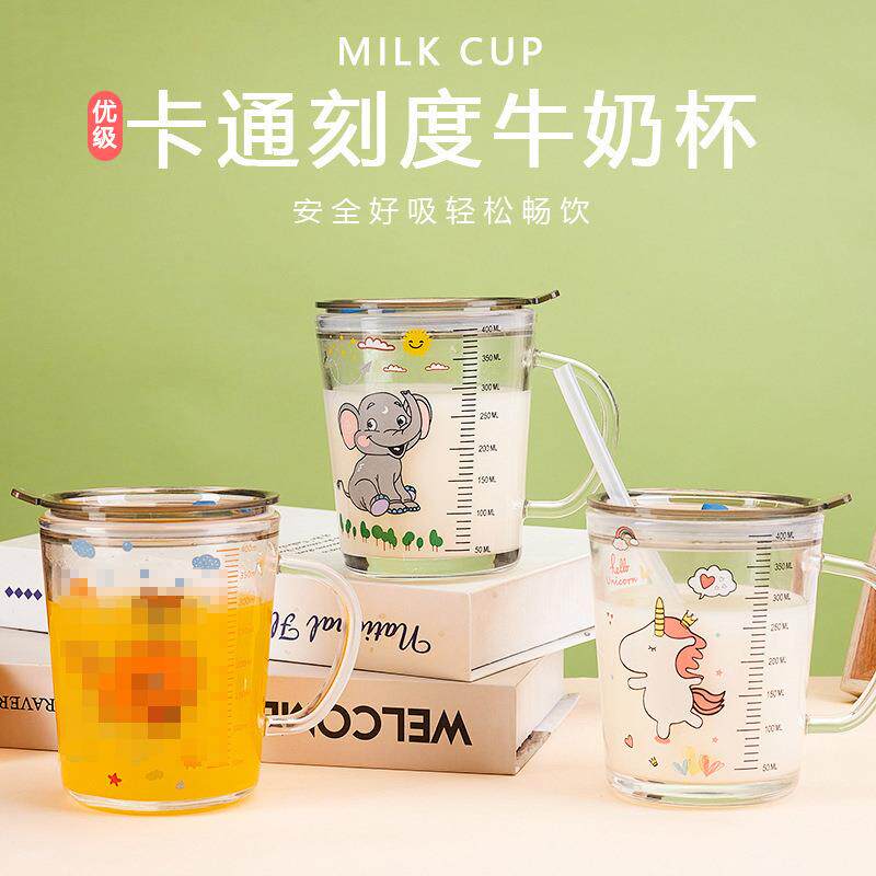 创意卡通刻度牛奶杯玻璃水杯儿童吸管杯带把手早餐杯加厚带盖杯子