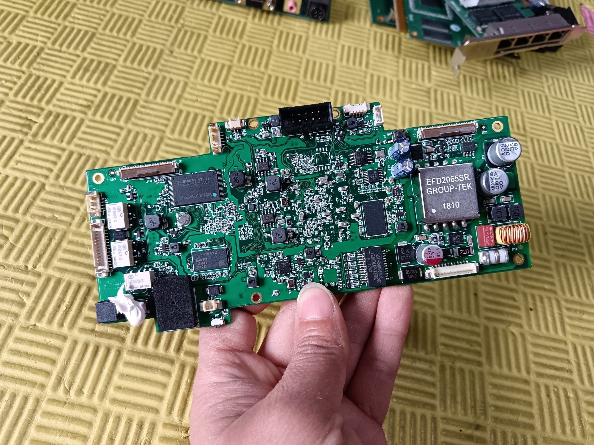 XC7A200T-FBG484 XILINX 赛灵思芯片带板